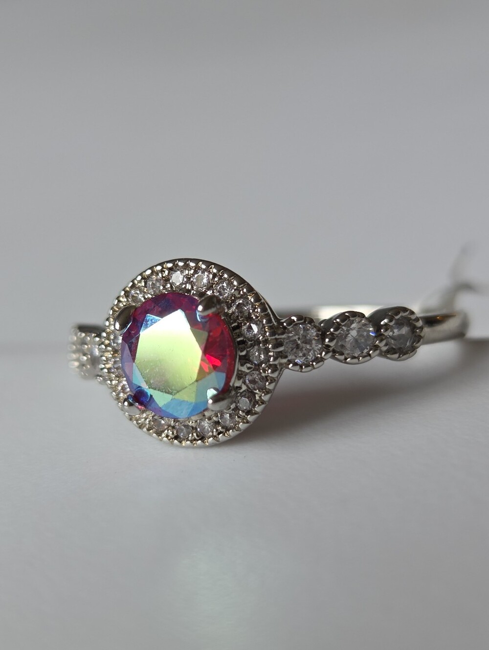 Charmed Aroma Aurora Borealis Halo Ring NWT Sz 9 💎 Mystic Rainbow